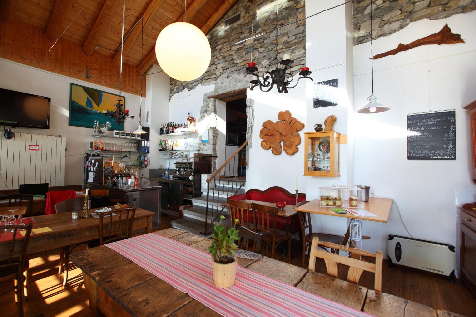 Hotel Osteria Ritrovo Dei Passeggeri à SantʼAntonio Extérieur photo